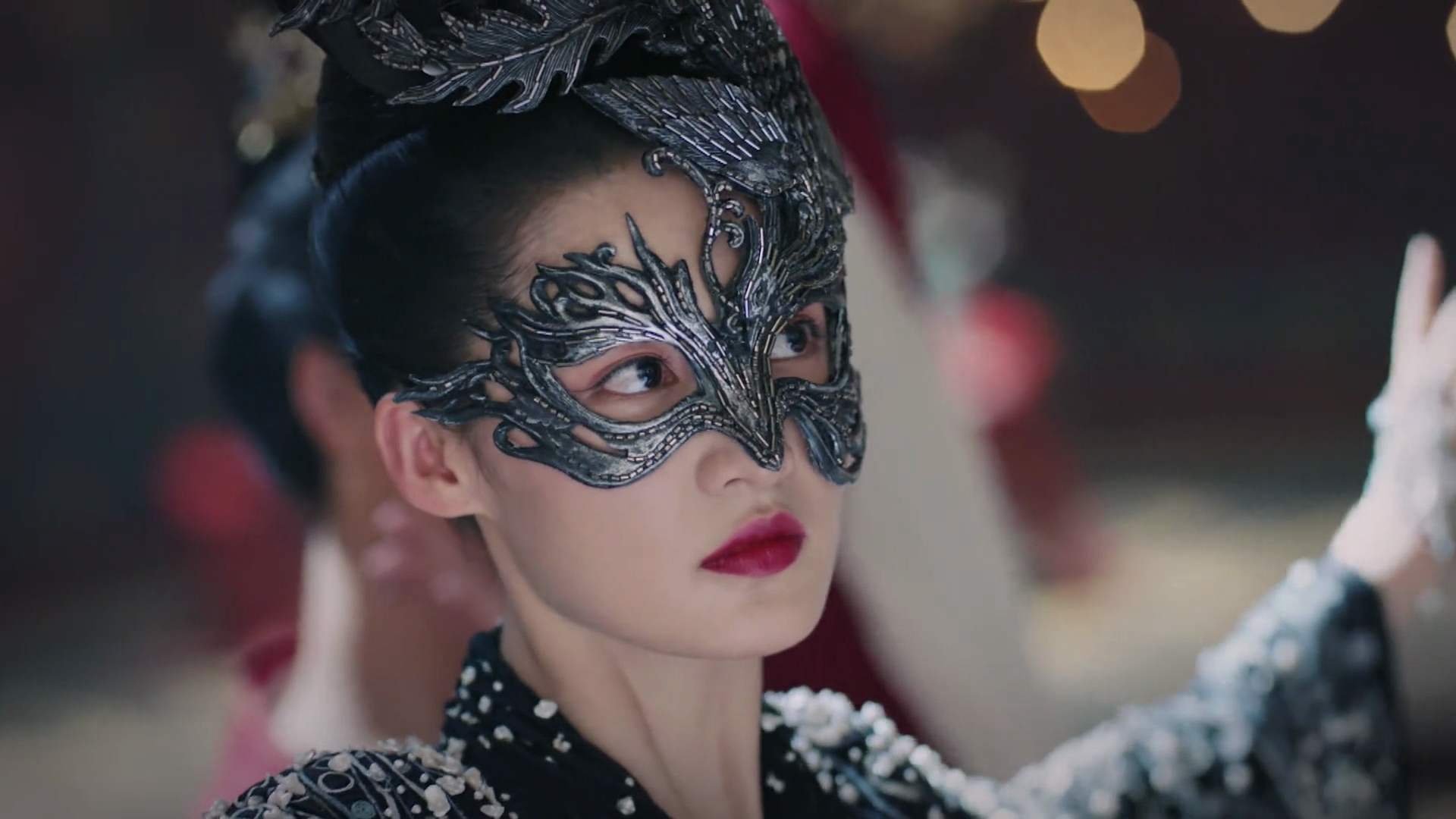 回旋镖的呼啸声,当利拉德在开拓者战袍下击沉热火